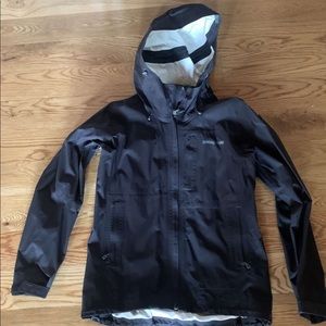 Men’s Patagonia Black Raincoat